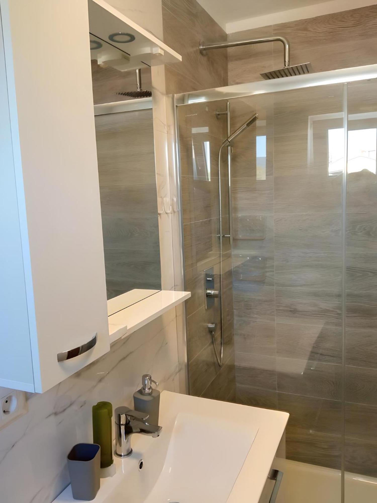Apartment Valentino Tar-Vabriga Εξωτερικό φωτογραφία